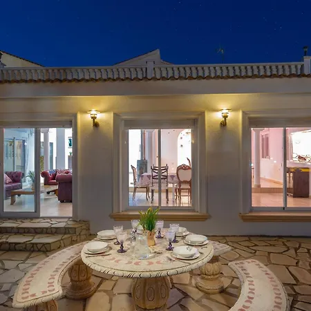 Fidalsa Prime Mediterranean Beachfront ヴィラ *