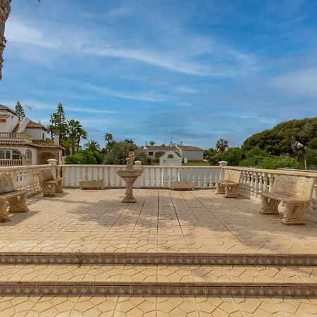 Fidalsa Prime Mediterranean Beachfront Villa Dehesa de Campoamor (Orihuela Costa)