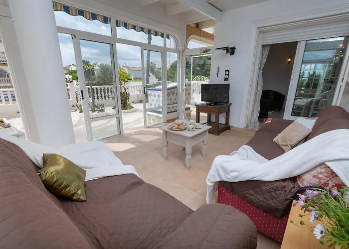 Fidalsa Prime Mediterranean Beachfront Villa