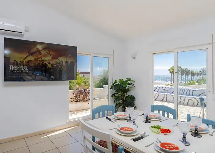 Fidalsa Prime Mediterranean Beachfront Villa Dehesa de Campoamor (Orihuela Costa)